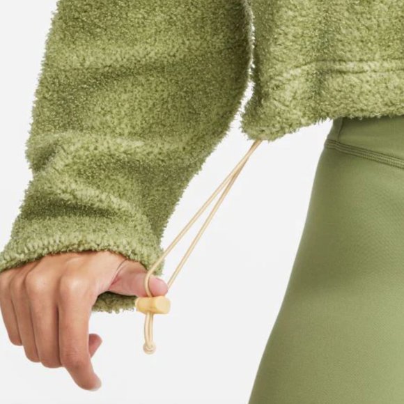 *NWT* NIKE WOMEN'S THERMA-FIT 1/2-ZIP TOP - Picture 2 of 8